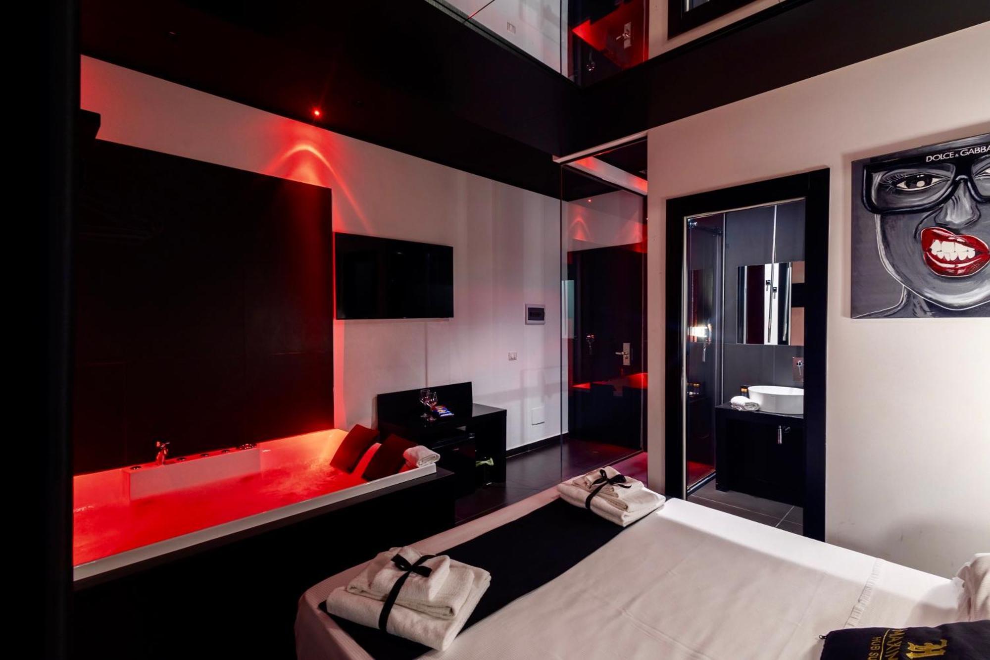 Maximum Hub Suite&Spa Palerme Extérieur photo