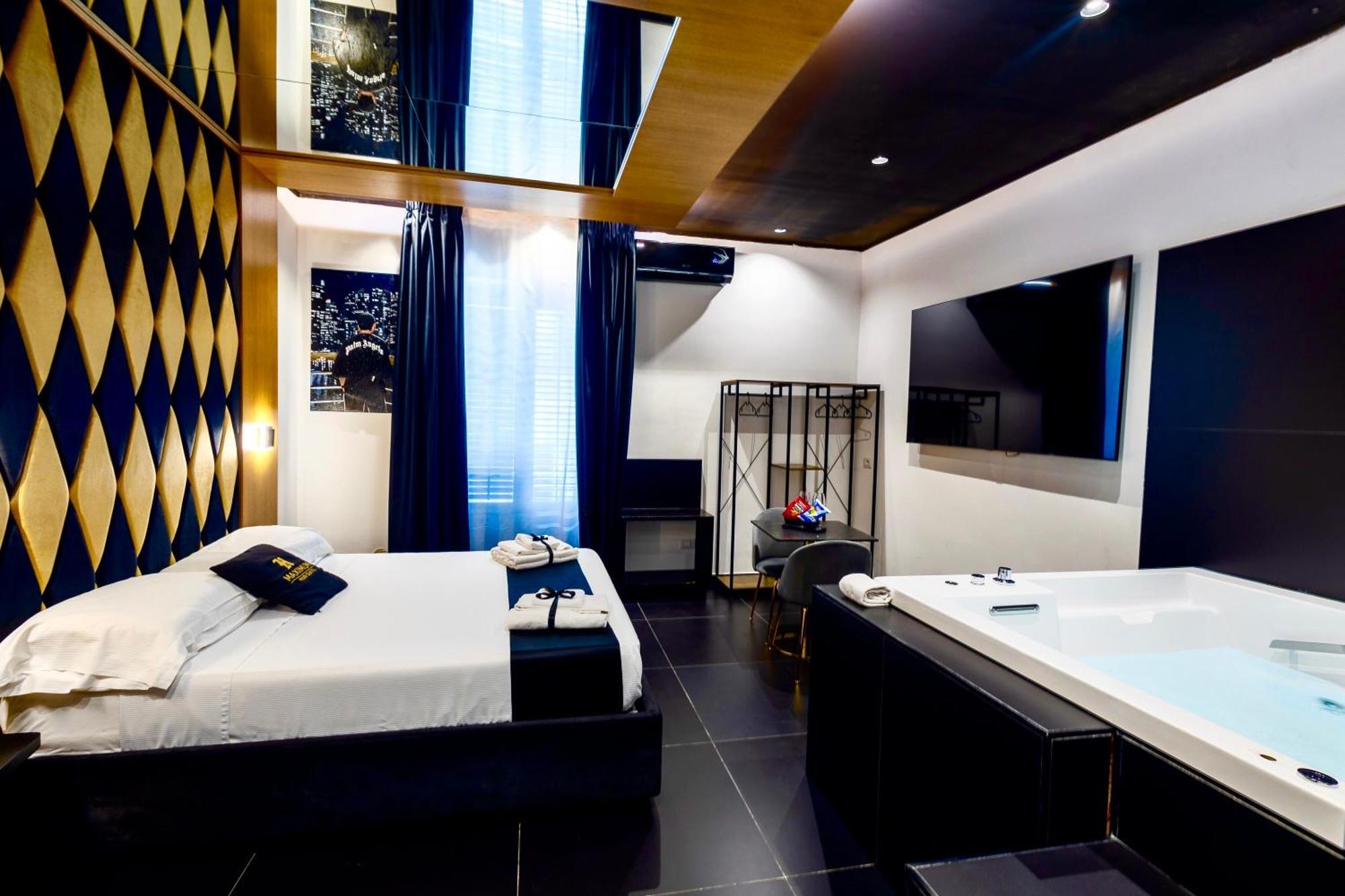Maximum Hub Suite&Spa Palerme Extérieur photo