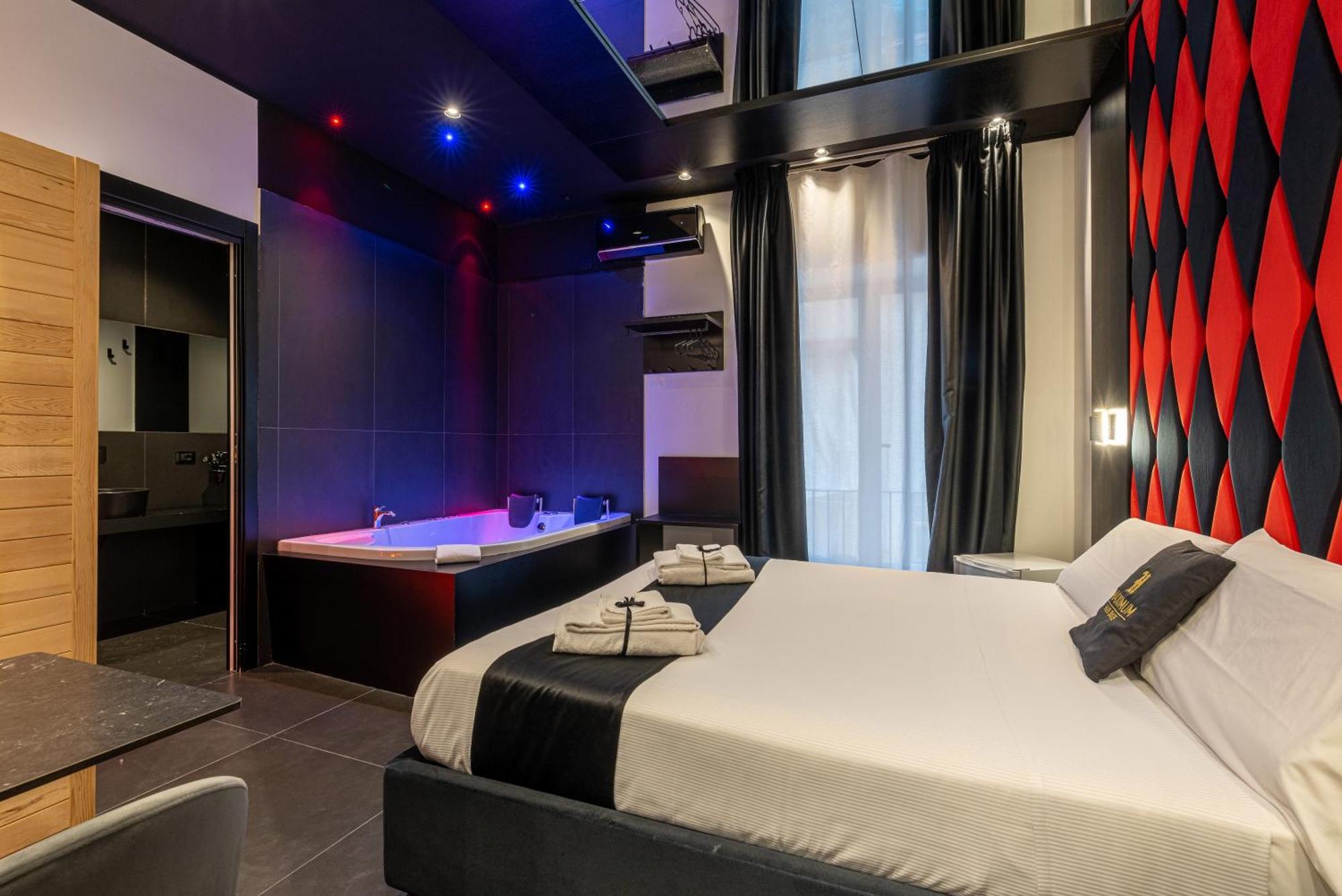 Maximum Hub Suite&Spa Palerme Extérieur photo